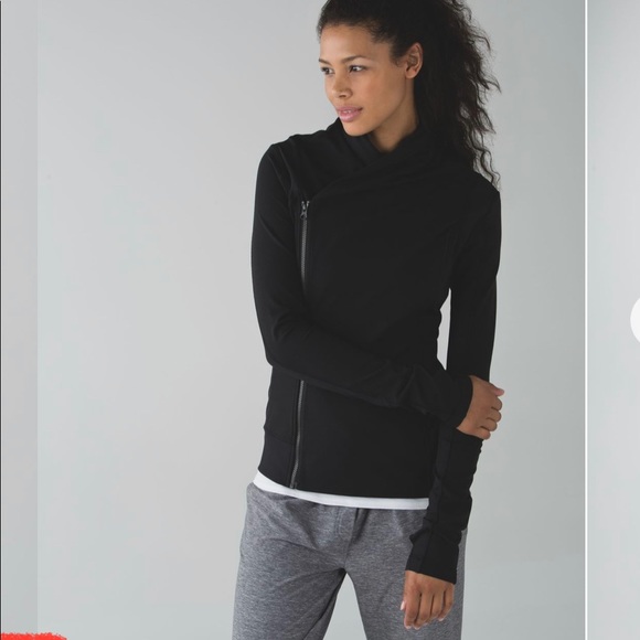 Lululemon Black Size 6 asymmetrical double zip full zip up, Yoga Jacket - Picture 1 of 14